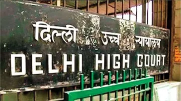<p>delhi high court directs two private schools to charge...- India TV Hindi