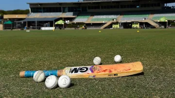 Cricket Bat and Ball- India TV Hindi