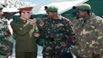 लद्दाख में चीन ने बढ़ाई सैनिकों की संख्या, भारत मोर्चे पर अडिग - India TV Hindi