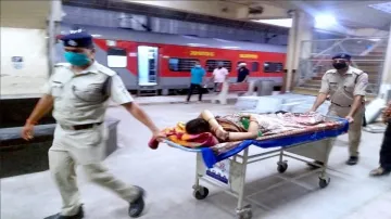 Special Train- India TV Hindi