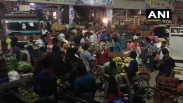 <p>Noida Sector 88 Vegetable Market </p>- India TV Hindi