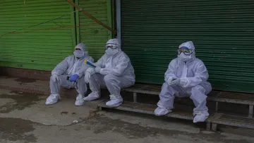 <p>PPE Kits</p>- India TV Paisa