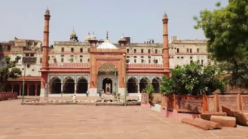 <p>Fatehpuri Mosque</p>- India TV Hindi