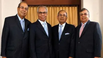 Hinduja brothers battle for 16 billion pound family assets in UK high court- India TV Paisa