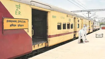 Woman dies at Jaipur railway station, later tests positive for COVID-19- India TV Hindi