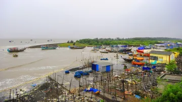 निसर्ग तूफान से तबाही- India TV Hindi