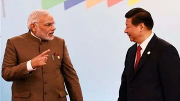 Prime Minister Narendra Modi (left) with Chinese President Xi Jinping- India TV Hindi