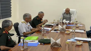 Rajnath Singh Hold Meeting With Top Military Brass After 3 Soldiers Killed In Ladakh Face-off- India TV Hindi