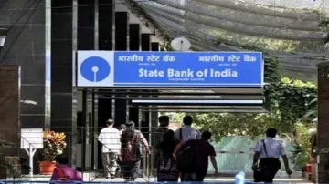 <p>SBI on Rating downgrade</p>- India TV Paisa