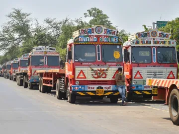 Fuel price hikes may force transporters to suspend operations, says AIMTC- India TV Paisa