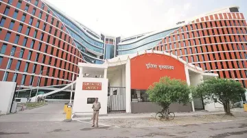 <p>UP Police HQ</p>- India TV Hindi