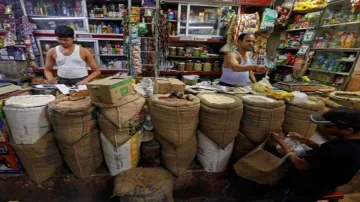 Wholesale price inflation fell by 3.21 per cent in May- India TV Paisa
