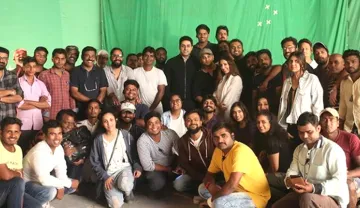 अभिषेक बच्चन ने शेयर की 'ब्रीद 2' की टीम संग फोटो- India TV Hindi