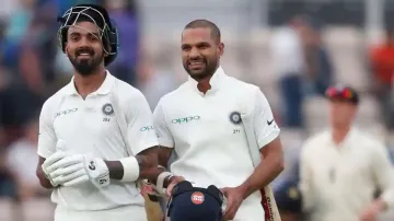 Akash Chopra made a big statement on Shikhar Dhawan's Test career, said it is difficult to get a cha- India TV Hindi
