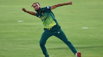 Finally Imran Tahir succeeded in leaving Pakistan after four months- India TV Hindi