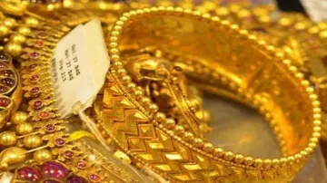 <p>gold price at new record high</p>- India TV Paisa