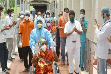 <p>देश में Covid-19 के मरीजों...- India TV Hindi