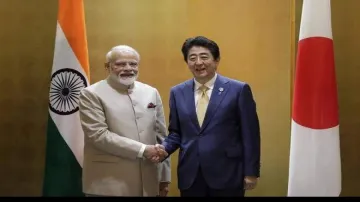 Prime Minister Narendra Modi with Japanese counterpart Shinzo Abe- India TV Hindi