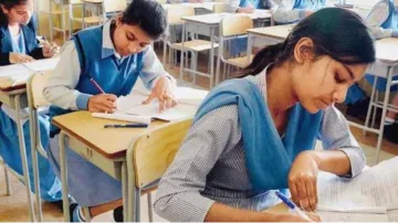 <p>maharashtra government cuts syllabus for classes 1 to 12...- India TV Hindi