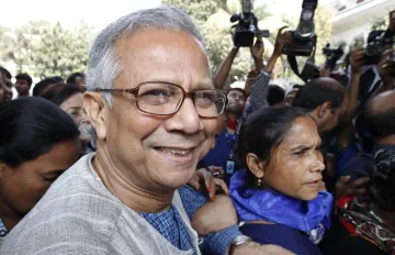Know who is Nobel Prize winner Economist Muhammad Yunus- India TV Hindi