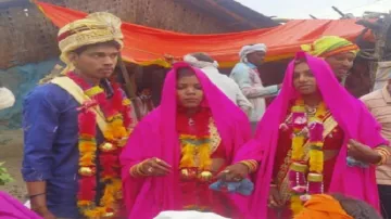 <p>one groom two brides wedding in betul Madhya...- India TV Hindi