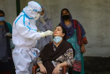 Coronavirus cases in uttar pradesh till 13 july । उत्तर प्रदेश में कोरोना संक्रमण के 1664 नए मामले, - India TV Hindi