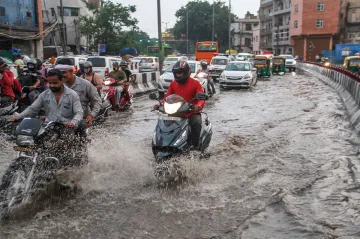 Rain in delhi ncr predicted on wednesday and thrusday । दिल्ली-एनसीआर में बुधवार, गुरुवार को होगी भा- India TV Hindi