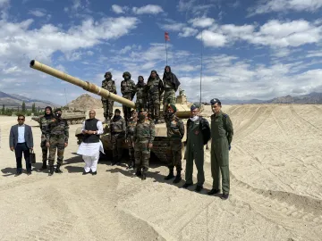 <p>Defense Minister Rajnath Singh Speech in Leh on China</p>- India TV Hindi