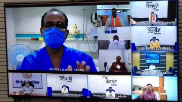 अस्पताल में अपने कपड़े खुद धो रहे हैं शिवराज सिंह चौहान, अपने लिए चाय भी बनाई- India TV Hindi