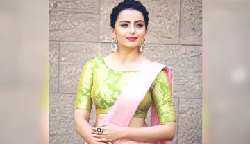 shrenu parikh discharged from hospital- India TV Hindi