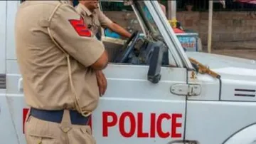 Assistant sub-inspector dismissed, 4 police constables suspended for alleged links with criminals in- India TV Hindi