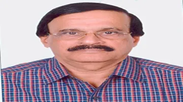 Ex-CEO of Sri Raghavendra Shankara Bank Vasudeva Maiya - India TV Hindi