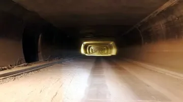 Atal Tunnel world's longest road tunnel- India TV Hindi
