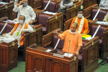 Uttar Pradesh CM Yogi adityanath attacks opposition parties । विपक्ष ने कानून व्यवस्था को लेकर किए स- India TV Hindi