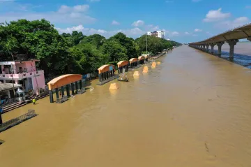Flood situation in Bihar grim as water level in Ganga rises- India TV Hindi