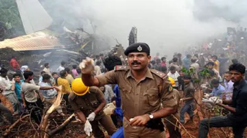 एयर इंडिया एक्सप्रेस: 2010 में हुआ था बड़े हादसे का शिकार, 158 लोगों की हुई थी मौत- India TV Hindi
