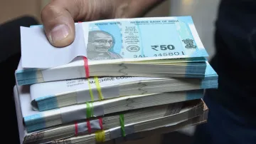You Can Withdraw money from your bank account even have zero balance- India TV Paisa