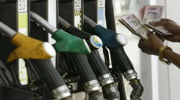 <p>Petrol price up</p>- India TV Paisa