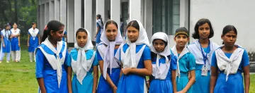<p>School closed in Bangladesh till 3 October</p>- India TV Hindi