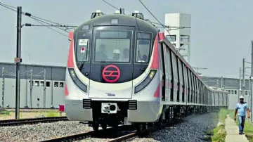 Metro Train SOP to be released by Urban Ministry । Unlock 4: Metro Trains के लिए SOP जारी करेगा शहरी- India TV Hindi