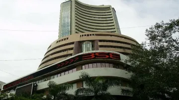 <p>शेयर बाजार में बढ़त</p>- India TV Paisa