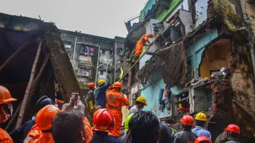 भिवंडी इमारत हादसे में मृतकों की संख्या बढ़ी, अब तक 35 लोगों के शव मिले- India TV Hindi
