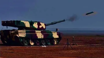 DRDO ने टेस्ट की लेजर गाइडेड एंटी टैंक मिसाइल, 3Km से तबाह किया लक्ष्य- India TV Hindi