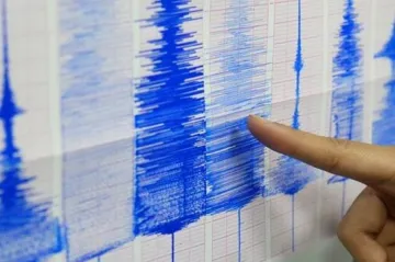 Earthquake magnitude of 3.5 on Richter Scale hit Palghar in Maharashtra- India TV Hindi