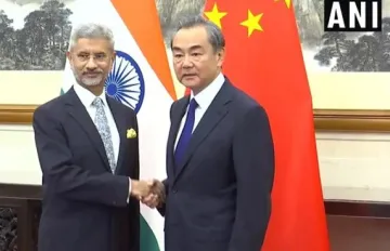 India China foreign ministers- India TV Hindi
