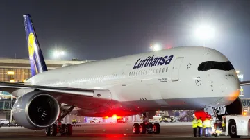 <p>Lufthansa</p>- India TV Paisa