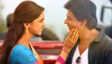 Shah Rukh Khan Deepika Padukone in sanki- India TV Hindi