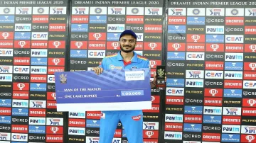 <p>IPL 2020 : जीत के बाद अक्षर...- India TV Hindi