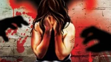 <p>15 year old girl raped in Meerut two arrested</p>- India TV Hindi