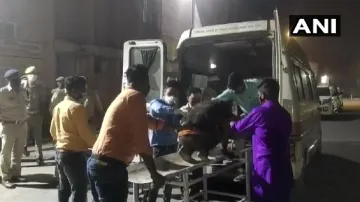 पीलीभीत में भयंकर सड़क हादसा, 7 लोगों की मौत, 32 घायल- India TV Hindi